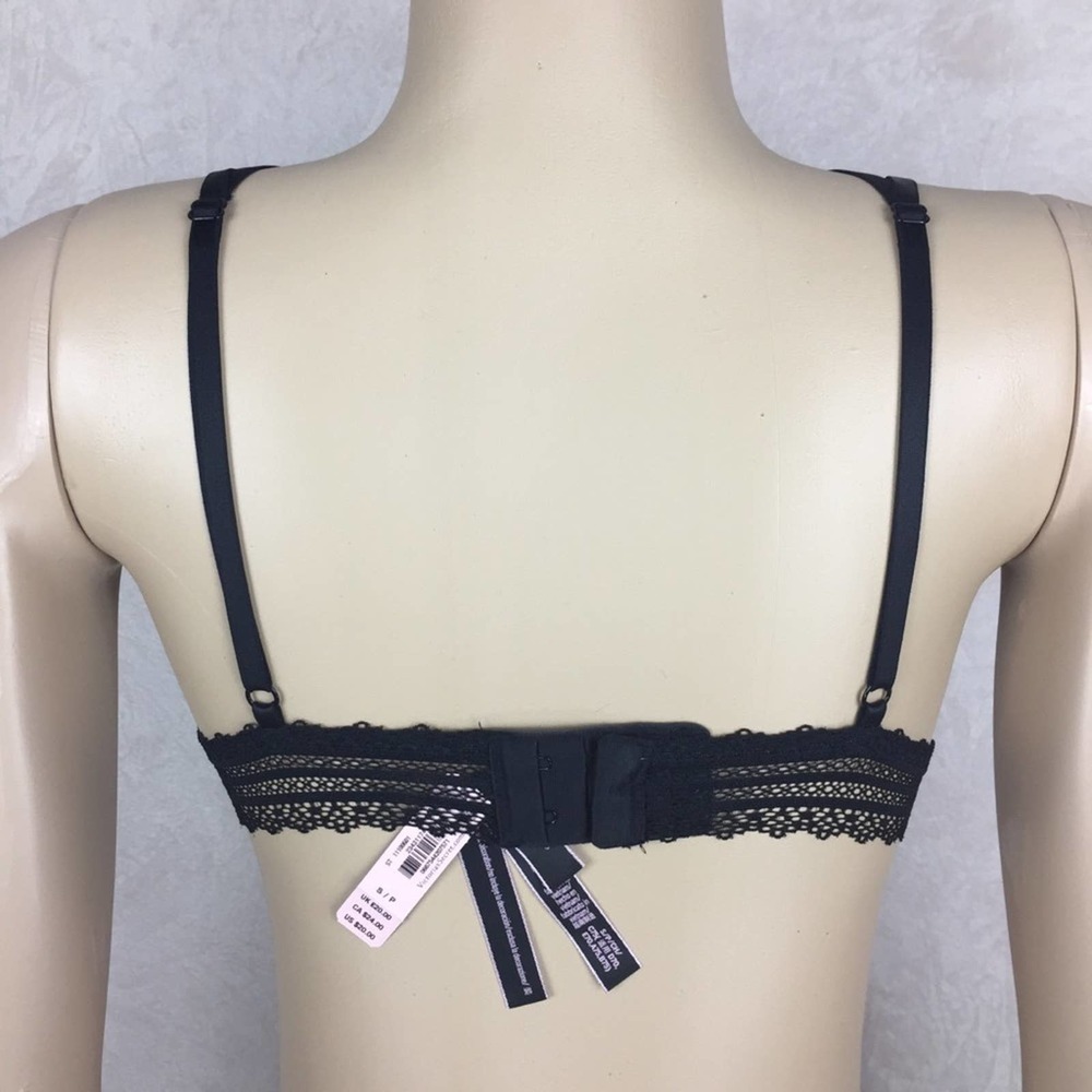 Small Victoria’s Secret Black Lace Bralette - Picture 3 of 3